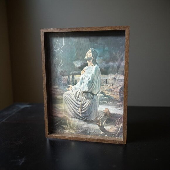 Vintage Lenticular Jesus Praying 3D Motion Wall Art Gethsemane Mid Century Relig - Picture 7 of 10